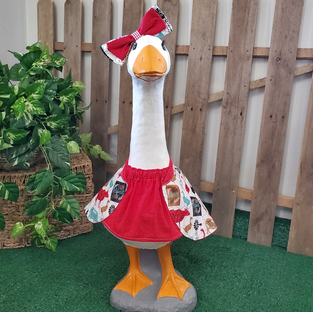 Large Porch Goose Outfit With Bow Farmhouse Homemade New